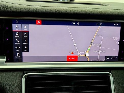 Used 2018 Porsche Panamera 4 AWD/4WD image 18