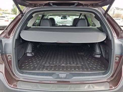Used 2023 Subaru Outback Touring AWD/4WD image 35