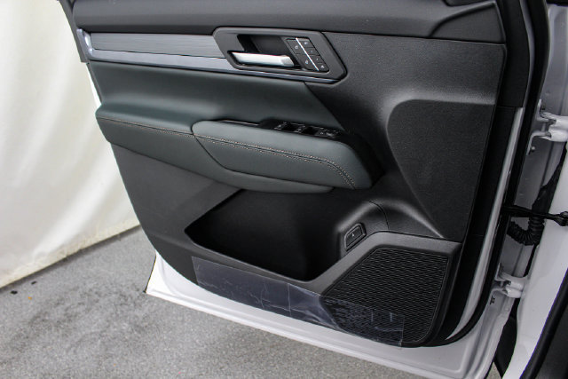 New 2027 GMC Terrain AT4 w/ Convenience Package III AWD/4WD image 23