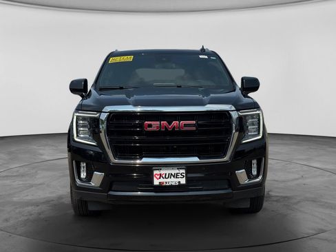 Used 2024 GMC Yukon SLE AWD/4WD image 2