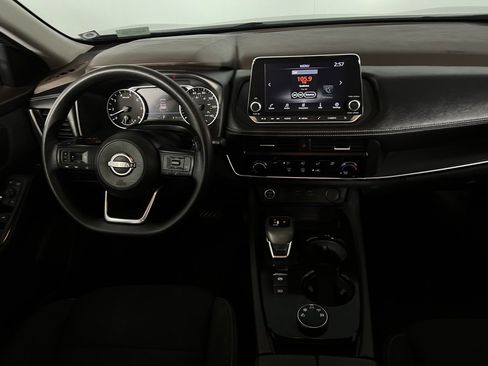 Used 2023 Nissan Rogue S image 12