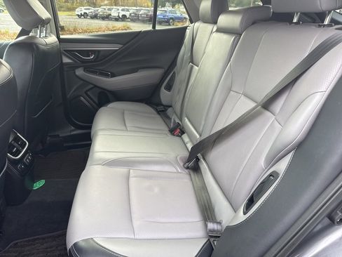 Used 2022 Subaru Outback Limited image 18