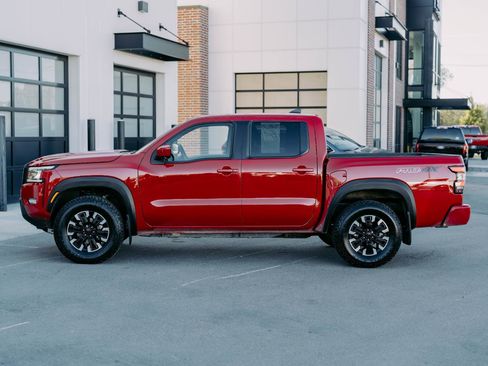 Used 2023 Nissan Frontier PRO-4X image 4