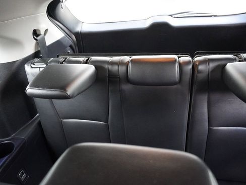 Used 2022 Toyota Highlander XLE image 24