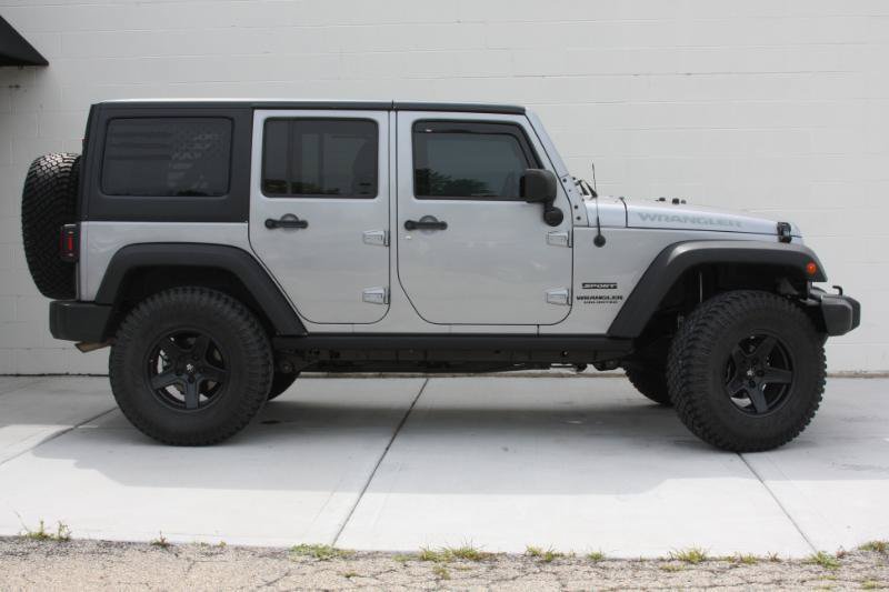 Used 2017 Jeep Wrangler Unlimited Sport w/ Quick Order Package 24S AWD/4WD image 17