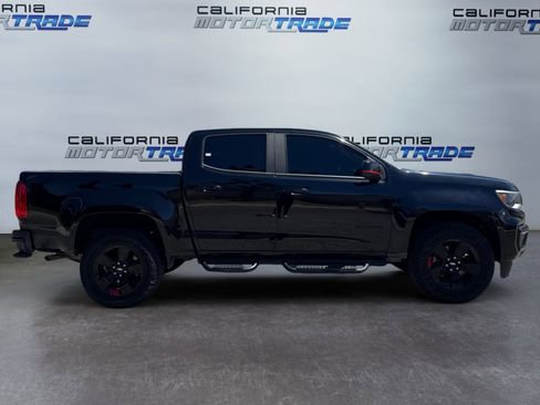 Used 2021 Chevrolet Colorado LT w/ Redline Special Edition AWD/4WD image 4