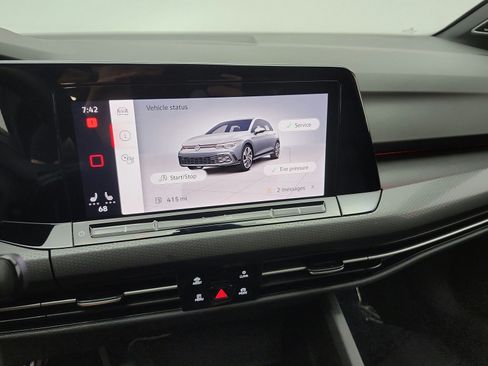 Used 2022 Volkswagen GTI SE FWD image 10