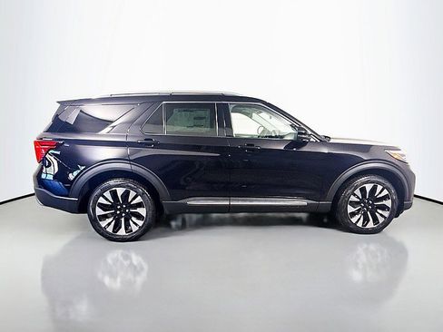 New 2026 Ford Explorer Platinum AWD/4WD image 8
