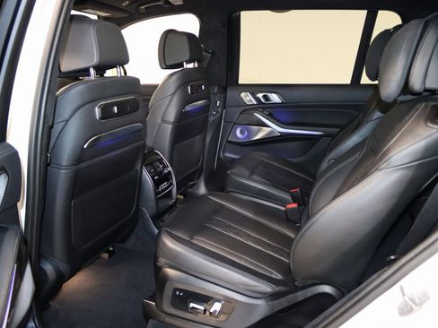 Used 2024 BMW X7 M60i image 60