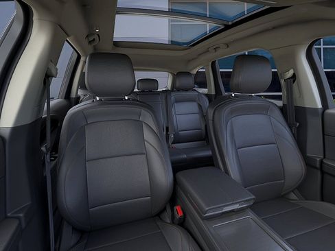 New 2026 Lincoln Nautilus Premier w/ Equipment Group 102A AWD/4WD image 10
