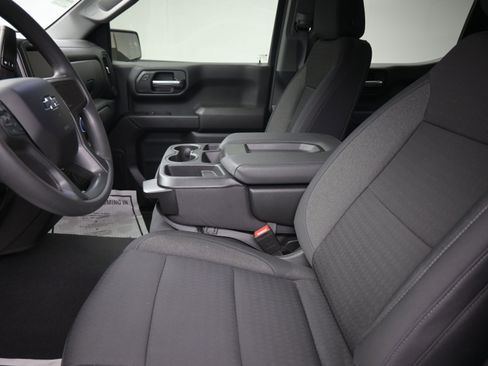 Used 2024 Chevrolet Silverado 1500 Custom Trail Boss w/ LPO, Dark Essentials Package image 29