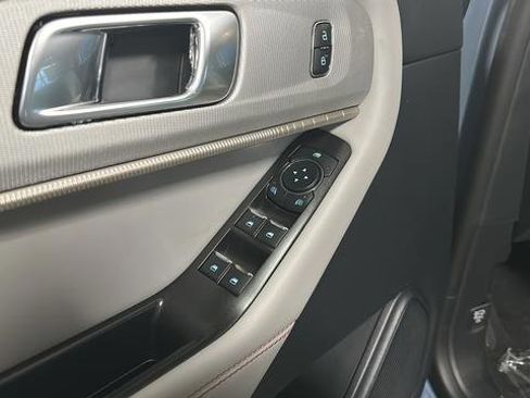 New 2026 Ford Explorer Active image 21