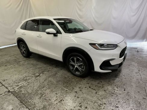 Certified 2025 Honda HR-V EX-L image 3