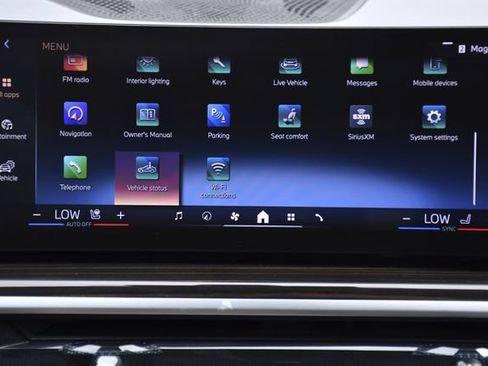 Used 2025 BMW X7 xDrive40i AWD/4WD image 18