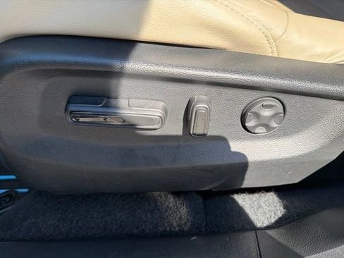 Used 2022 Honda CR-V EX-L image 21