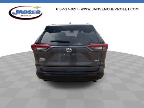Used 2020 Toyota RAV4 XLE w/ Convenience Package image 7