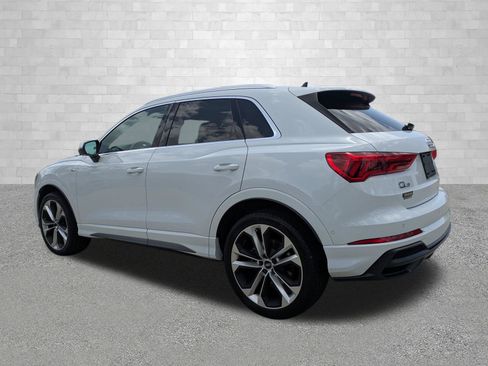 Used 2020 Audi Q3 2.0T Prestige w/ Prestige Package AWD/4WD image 4