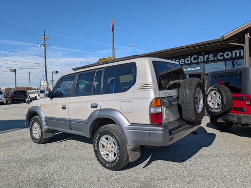 Used 1997 Toyota Land Cruiser image 9