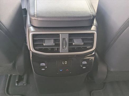 Used 2024 Lexus RX 350 Premium w/ Accessory Package (Z1) FWD image 17