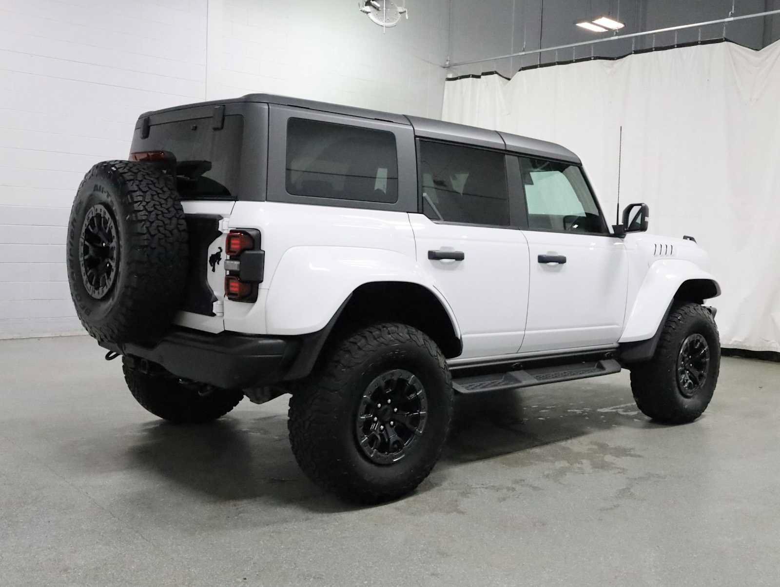 Used 2024 Ford Bronco Raptor AWD/4WD image 9