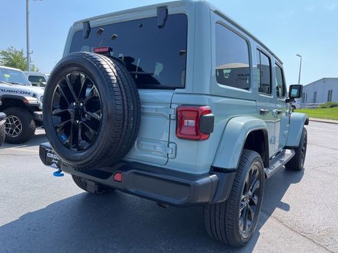 Used 2023 Jeep Wrangler Unlimited Sahara w/ Cold Weather Group AWD/4WD image 68