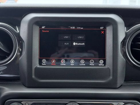 Used 2022 Jeep Wrangler Unlimited Sport AWD/4WD image 36