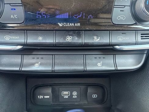 Used 2019 Hyundai Santa Fe Limited AWD/4WD image 24