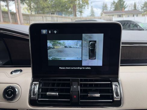 Used 2021 Lincoln Navigator L Reserve AWD/4WD image 27