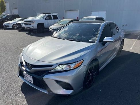 Used 2020 Toyota Camry XSE FWD image 1