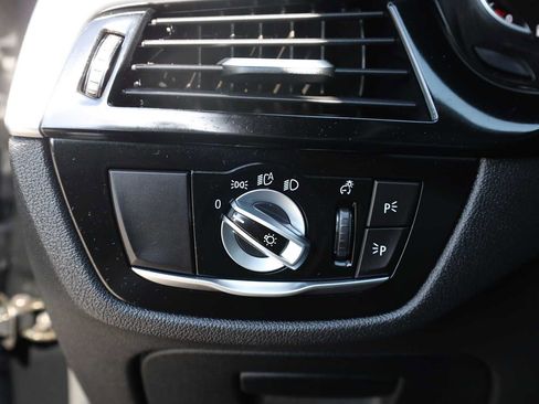 Used 2019 BMW 530e w/ Convenience Package RWD image 24