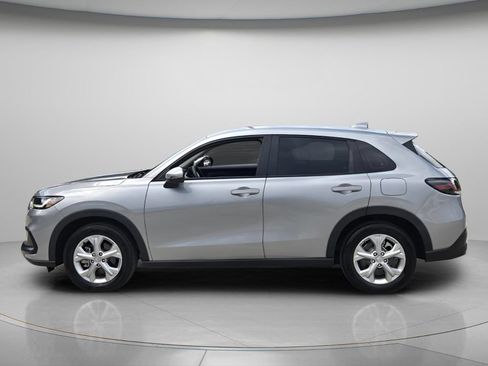 Used 2025 Honda HR-V LX image 3