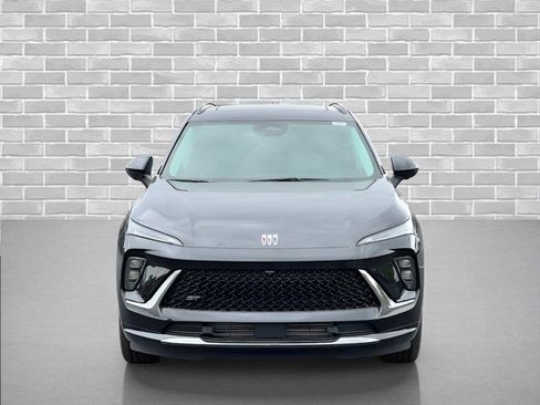 Used 2025 Buick Envision Sport Touring image 10