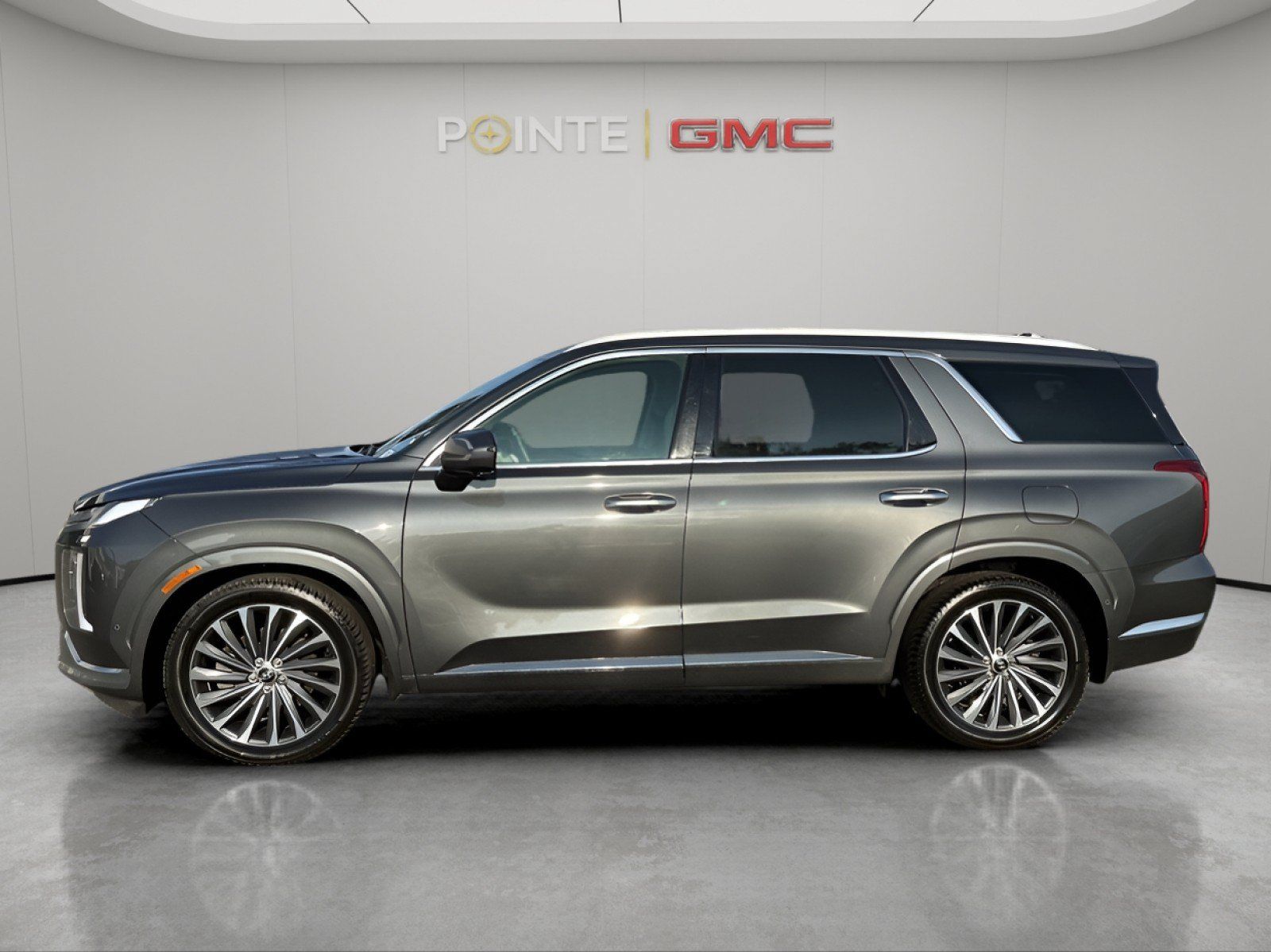Used 2023 Hyundai Palisade Calligraphy AWD/4WD image 6