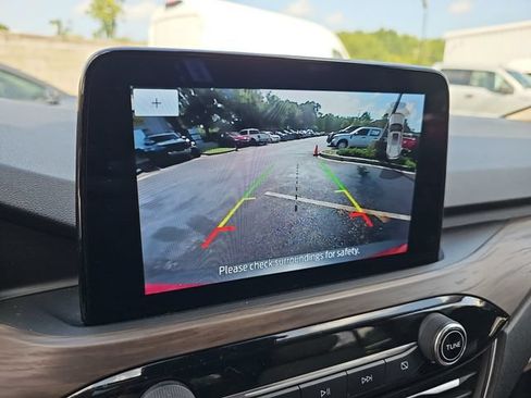 Used 2020 Ford Escape Titanium AWD/4WD image 26