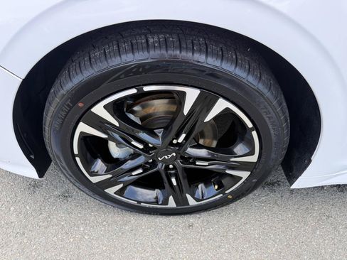 Used 2023 Kia K5 GT-Line w/ GT-Line Premium Package FWD image 7