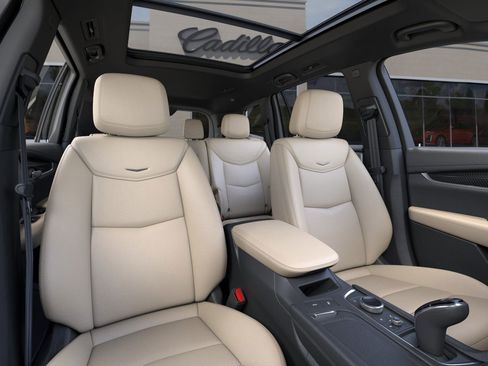 New 2025 Cadillac XT6 Sport w/ Technology Package image 16