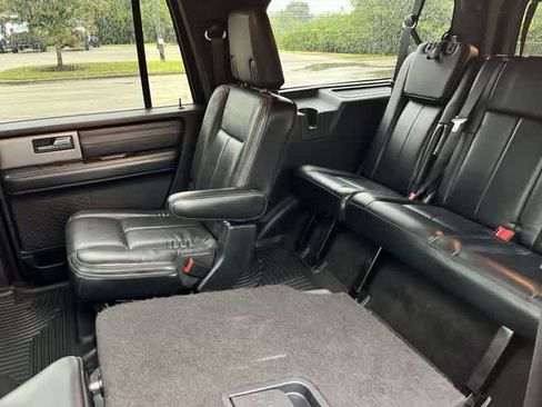 Used 2017 Ford Expedition EL Platinum AWD/4WD image 38