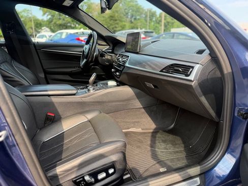 Used 2022 BMW 540i xDrive w/ Executive Package AWD/4WD image 21