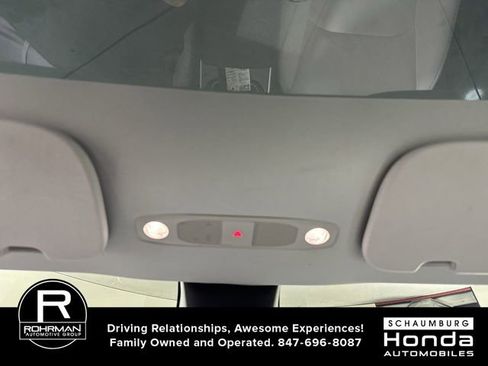 Used 2022 Tesla Model Y Performance image 10