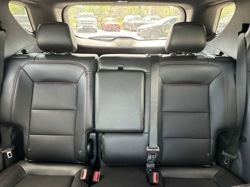 Used 2024 Chevrolet Equinox RS w/ RS Leather Package FWD image 13