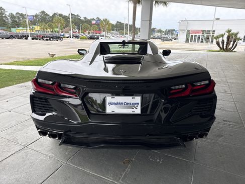 Used 2021 Chevrolet Corvette Stingray Convertible w/ 1LT image 8