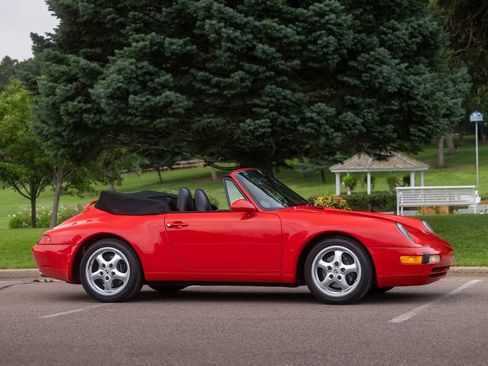 Used 1995 Porsche 911 Carrera RWD image 48