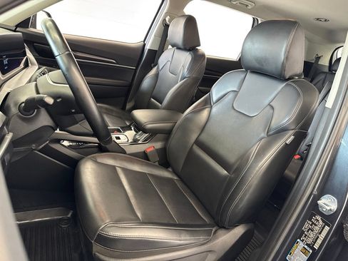 Used 2024 Kia Telluride S FWD image 15