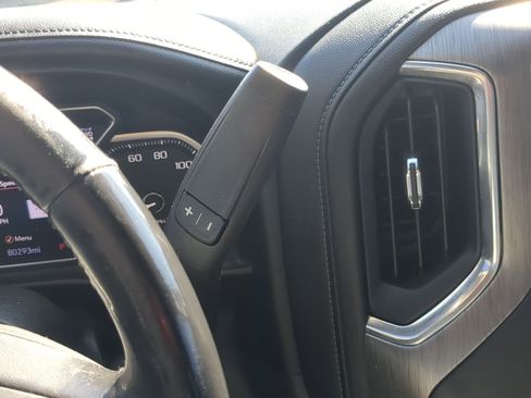 Used 2019 GMC Sierra 1500 Denali w/ Driver Alert Package II AWD/4WD image 18