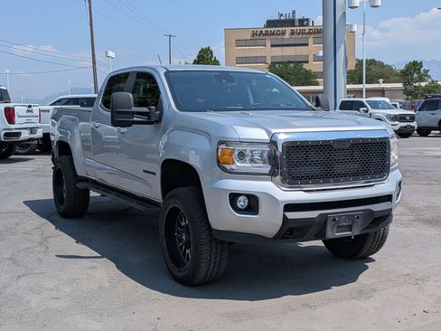 Used 2017 GMC Canyon SLE w/ SLE Convenience Package AWD/4WD image 2