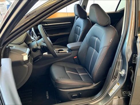 New 2026 Nissan Altima 2.5 SR FWD image 7