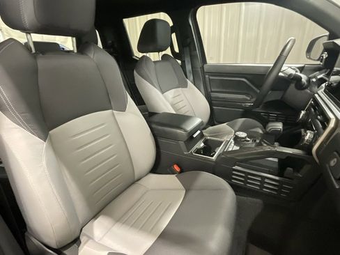 Used 2024 Toyota Tacoma TRD Off-Road image 13