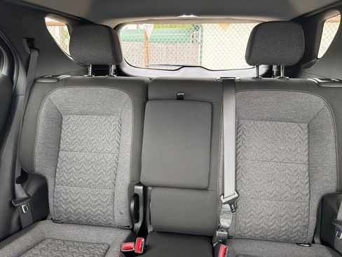 Used 2024 Chevrolet Equinox LT FWD image 20