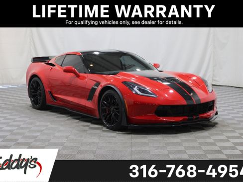 Used 2016 Chevrolet Corvette Z06 w/ 3LZ Preferred Equipment Group RWD image 1