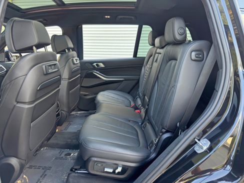 Used 2020 BMW X7 xDrive40i w/ M Sport Package AWD/4WD image 47